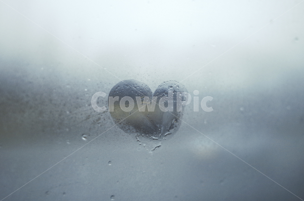 droplet,작은물방울,비,rain,창문,window,하트,사랑,낙서,유리창낙서,비,비오는날,rain,rainy