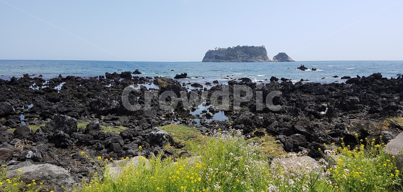 제주도,둘레길,바닷가둘레길,범섬,바다,산책길,바닷가산책길,자연,풍경,nature,landscape,한국자연풍경,한국자연경관,korea nature landscape,제주도,jeju,jeju island,outdoors,옥외,land,땅,promontory,곶