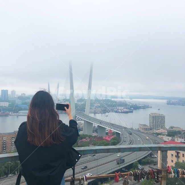 블라디보스톡,여행,해외여행,뒷모습,여자,풍경,도시,풍경,city,landscape,해외,외국,세계,foreign,oversea,world,세계도시풍경,해외도시풍경,외국도시풍경,world cityscape,사람,인물,인간,human,person,여성,여자,woman,female,lady,road,도로,building,건물,urban,어반,metropolis,중심지,시티,town