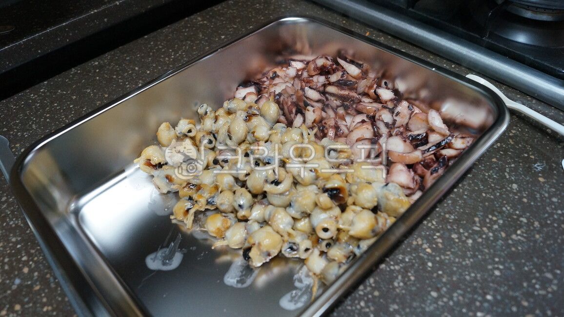 Butter grilled,Grilled octopus butter,squid eyes,octopus,Grilled squid eye butter,snack,cooking,food,dried fish