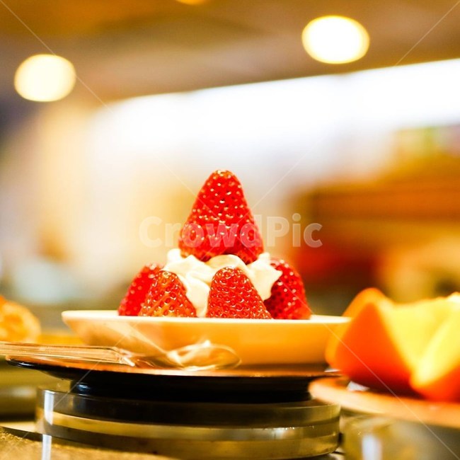 음식,딸기,빨간,달콤한,스시,초밥,음식,식재료,요리,food,cook,meal,dishes,food reserves,디저트,간식,후식,dessert,snack