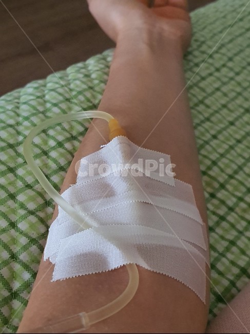 링거,링겔,병원,응급실,간호,입원,건강,아픔,질병,의료,의학,hospital,medical,환자,손,수액,신체일부,병,주사,ringer,팔,영양제,감기,독감,포도당,clinic,신체일부,몸,body,의료,의학,병원,medical,hospital,clinic