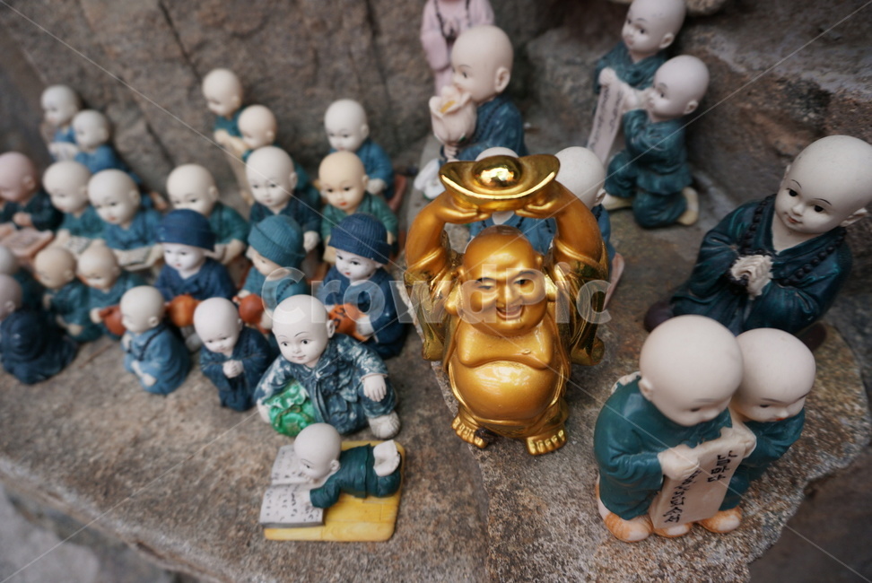 스님,꼬마스님,조각,돌,황금부처,조각상,동상,석상,조형물,statue,bronze statue,stone statue,종교,신앙,religion,belief,faith