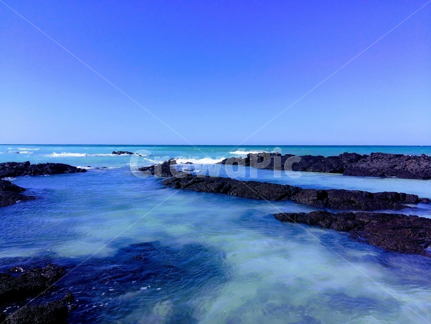 제주바다,제주도,바다,해안,수평선,암초,자연,풍경,nature,landscape,sea,outdoors,옥외,ocean,대양,water,물,promontory,곶