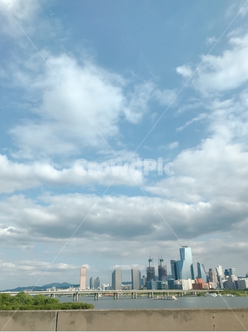 하늘,구름,파란,풍경,자연,환경,도시,도시,풍경,city,landscape,한국도시풍경,한국도시경관,korea cityscape,building,건물,town,urban,어반,시티,metropolis,중심지,high rise,고층 건물