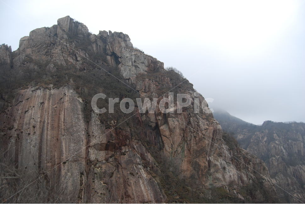 월출산,탐방로,바위,봄,한국,자연,풍경,nature,landscape,한국자연풍경,한국자연경관,korea nature landscape,cliff,낭떠러지,outdoors,옥외