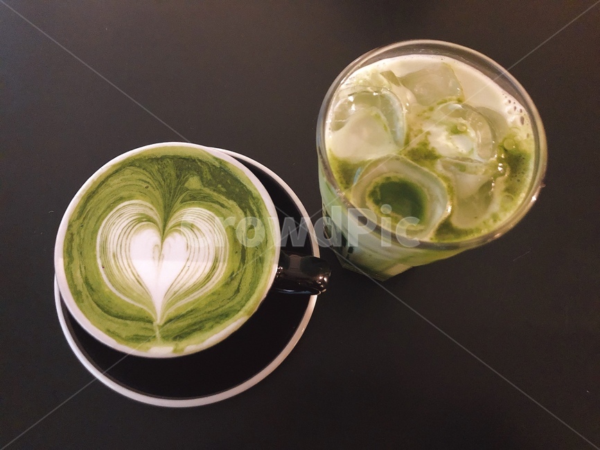 라떼아트,말차라떼,녹차라떼,커피,cafe,카페,음식,beverage,drink,coffee,감성사진