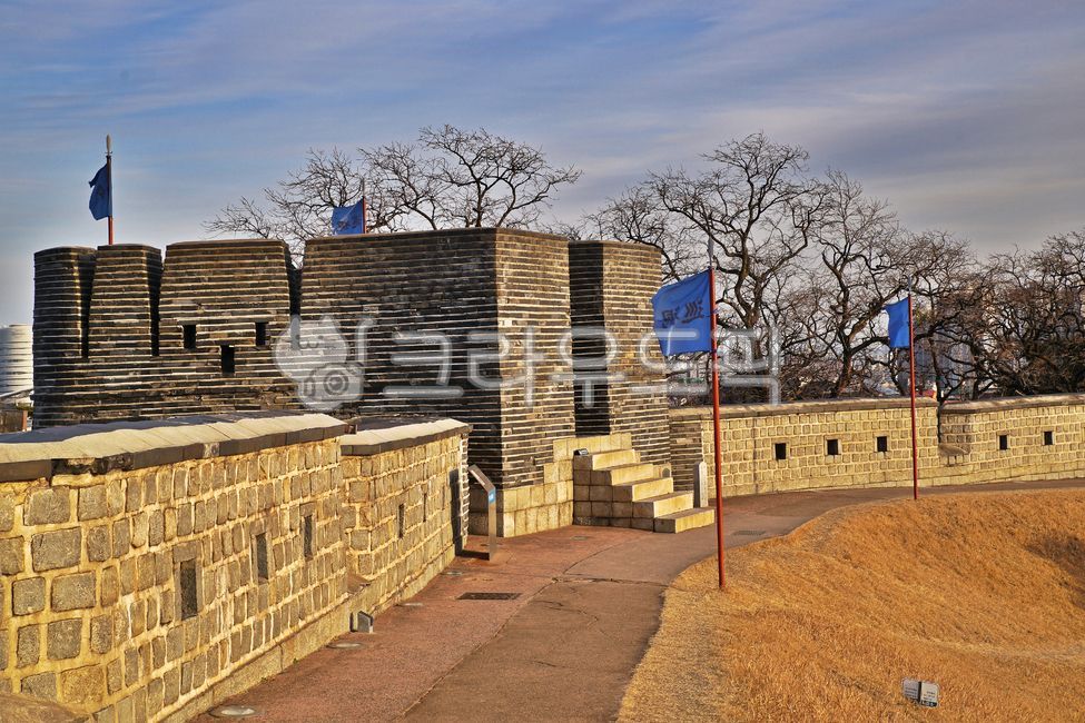 동북노대,성벽,깃발,화성,수원화성,수원,유네스코세계유산