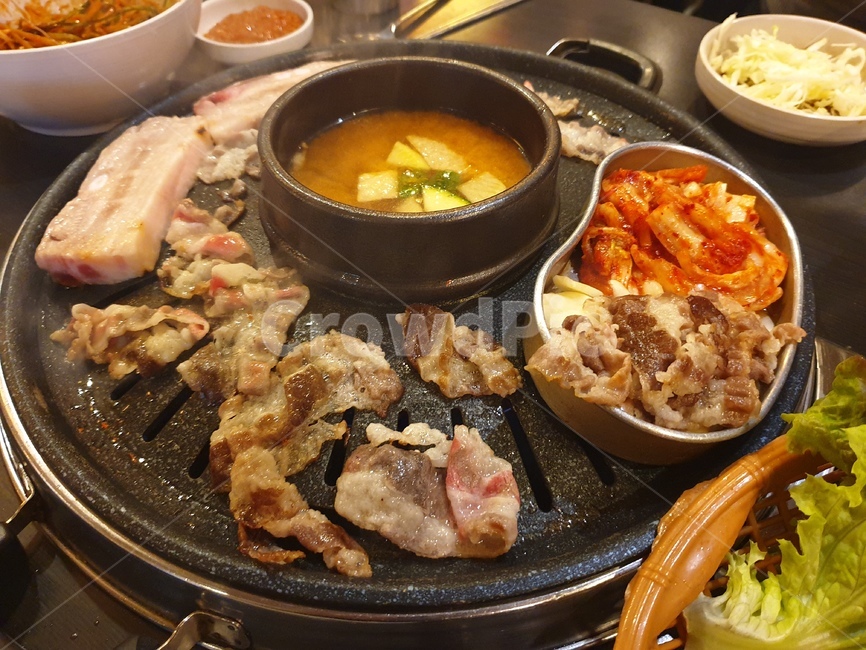 삼겹살,고기,우삼겹,고기불판,된장찌개,음식,식재료,요리,food,cook,meal,dishes,food reserves,육류,고기,meat
