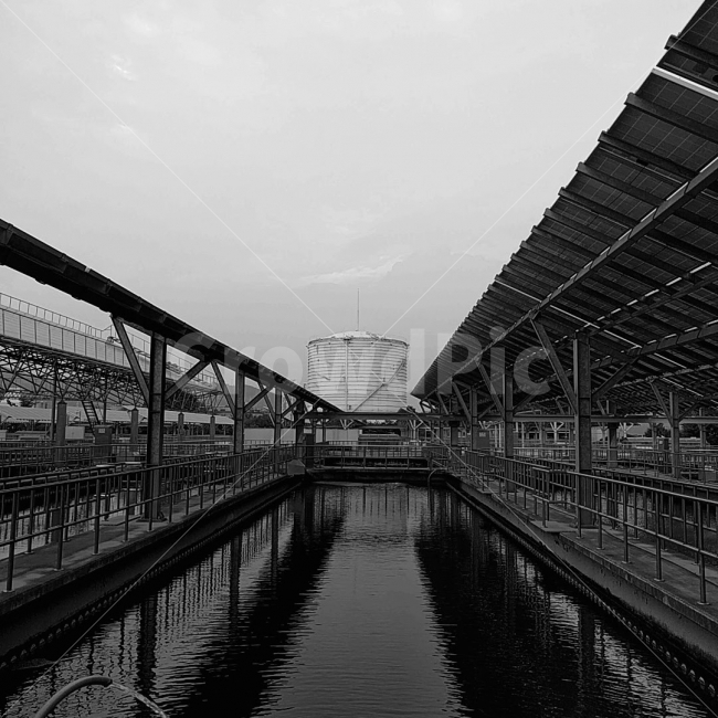 하수도박물관,하수처리장,공업시설,정수장,상수도,수도,수돗물,흑백,모노톤,monochrome,black and white,산업,industry,industrial