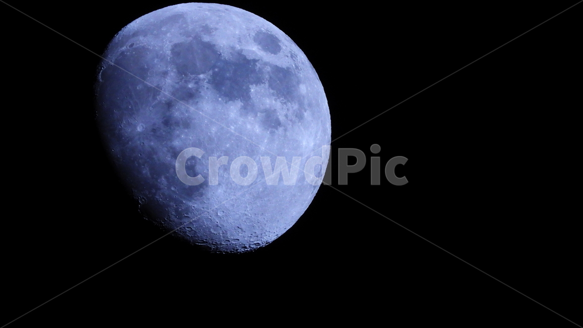달,달빛,bluemoon,초승달,반달,야경,밤,풍경,nightscape,night,landscape,astronomy,천문학,moon,universe,우주,nature,자연,outdoors,옥외,outer space,대기권 밖