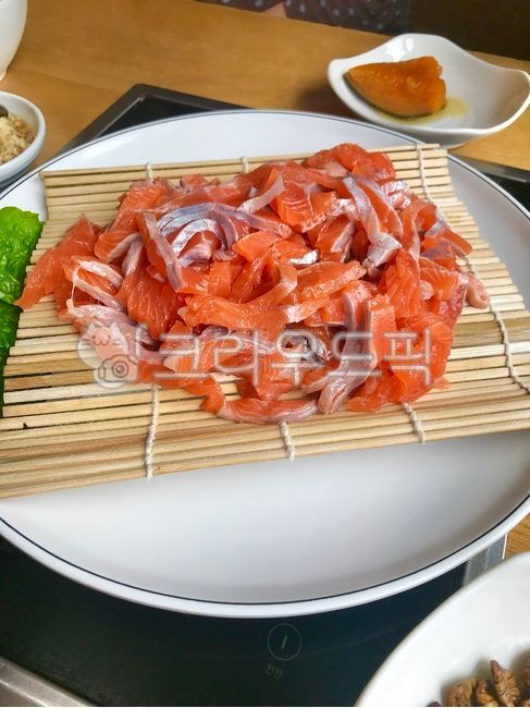 Pisces,fish,trout,salmonid,cherrysalmon,episode,Trout Bibimhoe,fresh water,Bibimhoe