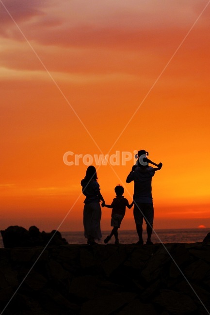 가족,노을,해질녘,네가족,서해안,안면도,해넘이,sunset,자연,사람,family,하늘,빨강,주황,빨강하늘,주황하늘,뒷모습,그림자,가족,패밀리,family,인물실루엣,사람실루엣,character silhouette,human silhouette
