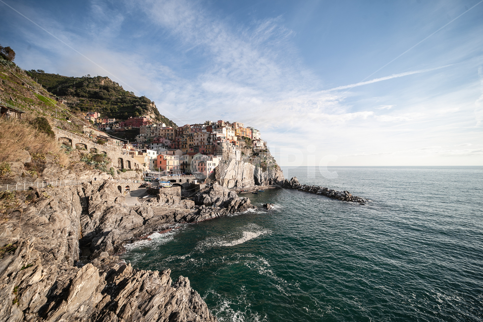 이탈리아,친퀘테레,italy,cinqueterre,laspezia,라스페치아,풍경,landscape,도시,풍경,city,landscape,해외,외국,세계,foreign,oversea,world,세계도시풍경,해외도시풍경,외국도시풍경,world cityscape,outdoors,옥외,cliff,낭떠러지,nature,자연,promontory,곶