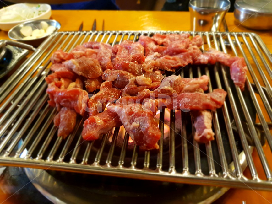 고기,갈매기살,생고기,불판,연탄
