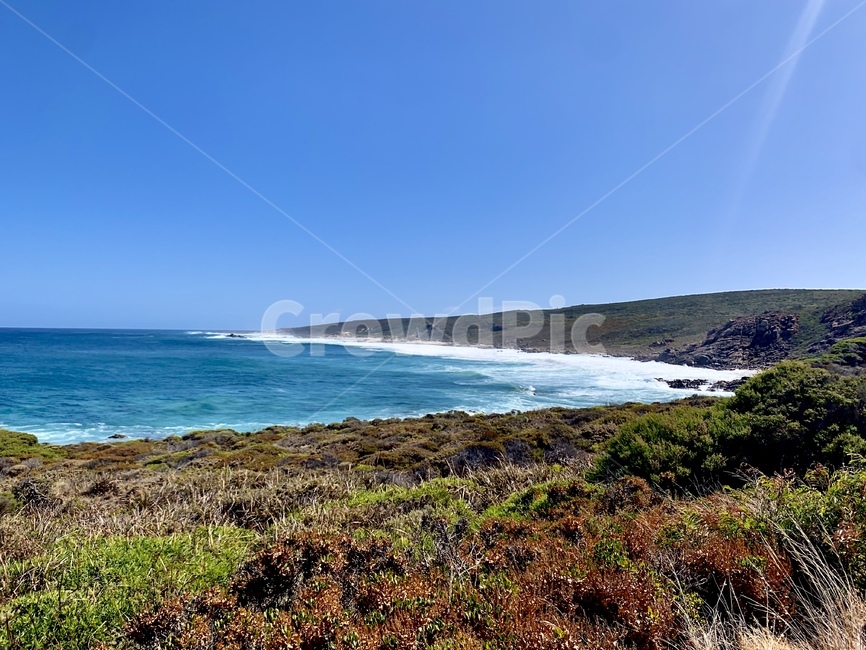 nature,자연,land,outdoors,water,물,해안선,shoreline,sea,바다,ocean,대양,sky,하늘,travel,외국,blue,자연,풍경,nature,landscape