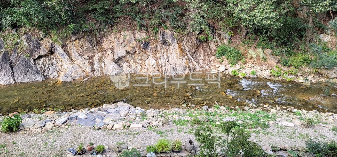 small river,Gwanaksan Mountain,Valley,stream,in the mountains,Gwanaksan Valley,mountain climbing