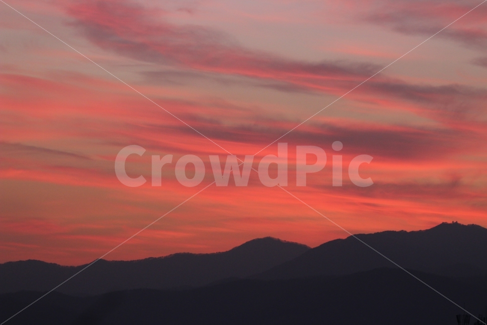 노을,하늘,풍경,해질녘,일몰,산,자연,자연,풍경,nature,landscape,한국자연풍경,한국자연경관,korea nature landscape,색깔,색상,색채,색감,color sense,color sensitivity,feeling of color,outdoors,옥외,dusk,황혼,dawn,새벽,red sky,붉은 하늘,sky,sunset