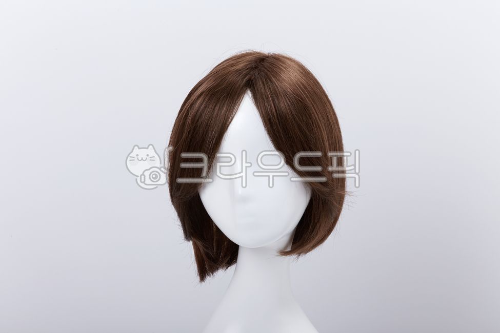 close up,mannequin,still life,white background,head,hair,face,wig,hair style,style