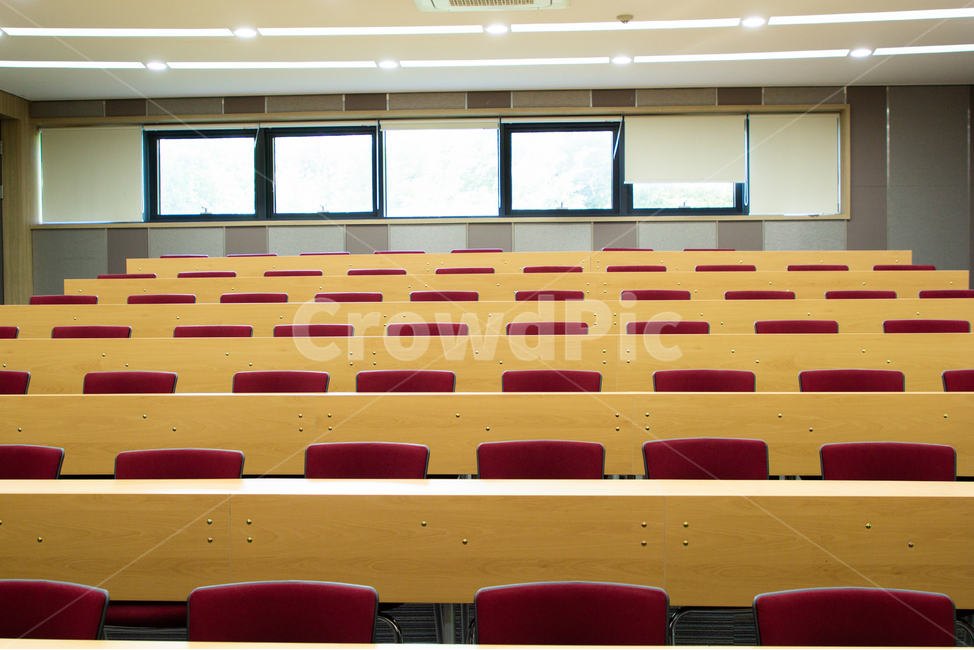 indoors,classroom,교실,방,school,학교,room,홀,hall,auditorium,의자,chair,책상,desk,나무,wooden,강의실,academic,board,boardroom,chairs,class,coaching,college,conference,convention,education,educator,empty,faculty,furniture,Indoors,information,institute,interior,learn,lecture,lectureroom,light,modern,nobody,presentation,professional,public,row,screen,seat,seats,seminar,session,space,study,table,teaching,university,교육,학교,공부,education,learning,study,school