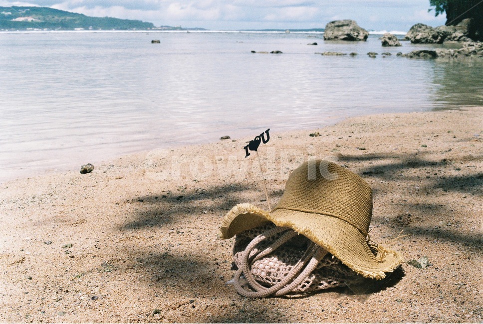 여름,해변,바다,피서,휴양,모래사장,밀짚모자,해변,바다,beach,sea,사물,물건,오브젝트,thing,object,matter