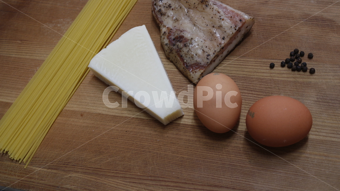 파스타,guanciale,pasta,pepper,egg,food,Carbonara,Recipe,Foodingredients