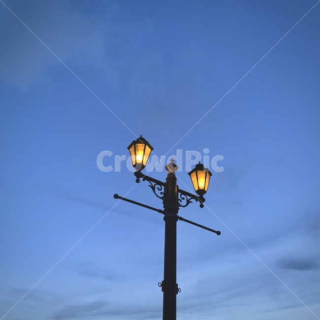 lamppost,램프포스트,가로등,하늘,구름