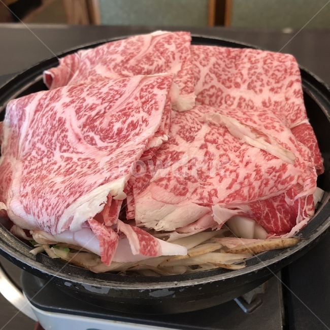 소고기,전골,스끼야끼,마블링,고기