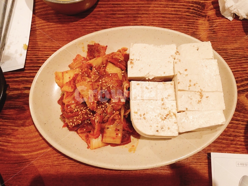 두부김치,두부,김치,한식,안주,음식,식재료,요리,food,cook,meal,dishes,food reserves,한식,한국음식,한국요리,korean food,korean dishes,korean meal,korean cook