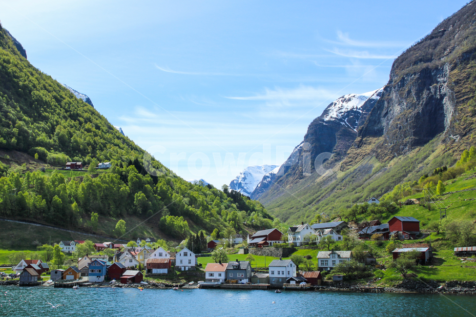 small village,scene,spring,beautiful,superb view,mountain,foot of the mountain,sight,Minister,sky,Cliff,everyone,icecap,riverside,mountain range,Panorama,village at the bottom of the mountain,lake,blue sky,city,purity,magnificent,pretty village,cute,peace