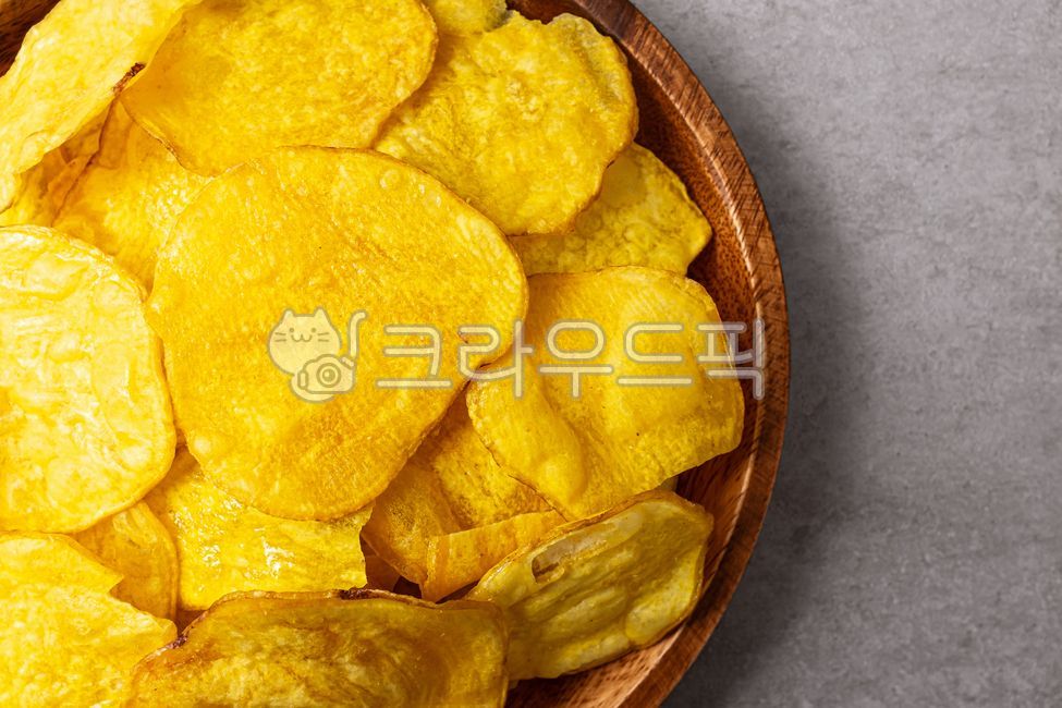 sweet potato,close up,ingredient,Sweet Potato Chips,vegetable chips,snack,fried food,dry,vegetable,food,meal,sliced,dessert,grocery,Food Ingredients,ingredients,crunchy,sweet