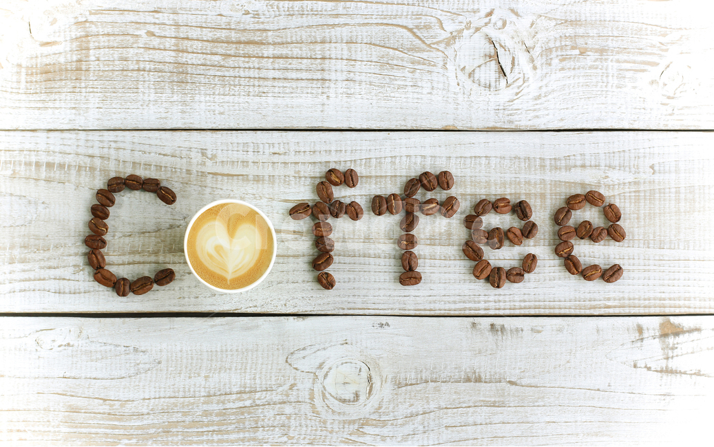 close up,Cafe Latte,latte art,cappuccino,alphabet,message,coffee beans,cafe,coffee,table,Caffeine,object