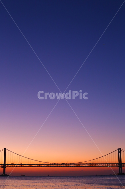 일출,시차,파스텔톤,광안대교,부산,자연,풍경,nature,landscape,한국자연풍경,한국자연경관,korea nature landscape,야경,밤,nightscape,night,랜드마크,landmark,tourist attraction,한국랜드마크,한국관광지,한국명소,korea landmark,korea tourist attraction,색깔,색상,색채,색감,color sense,color sensitivity,feeling of color,building,건물,bridge,다리