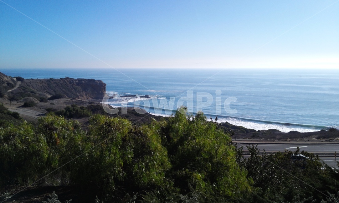 promontory,곶,shoreline,해안선,water,물,nature,자연,outdoors,옥외,ocean,대양,sea,바다,land,땅,cliff,precipice,bluff,절벽,자연,풍경,nature,landscape