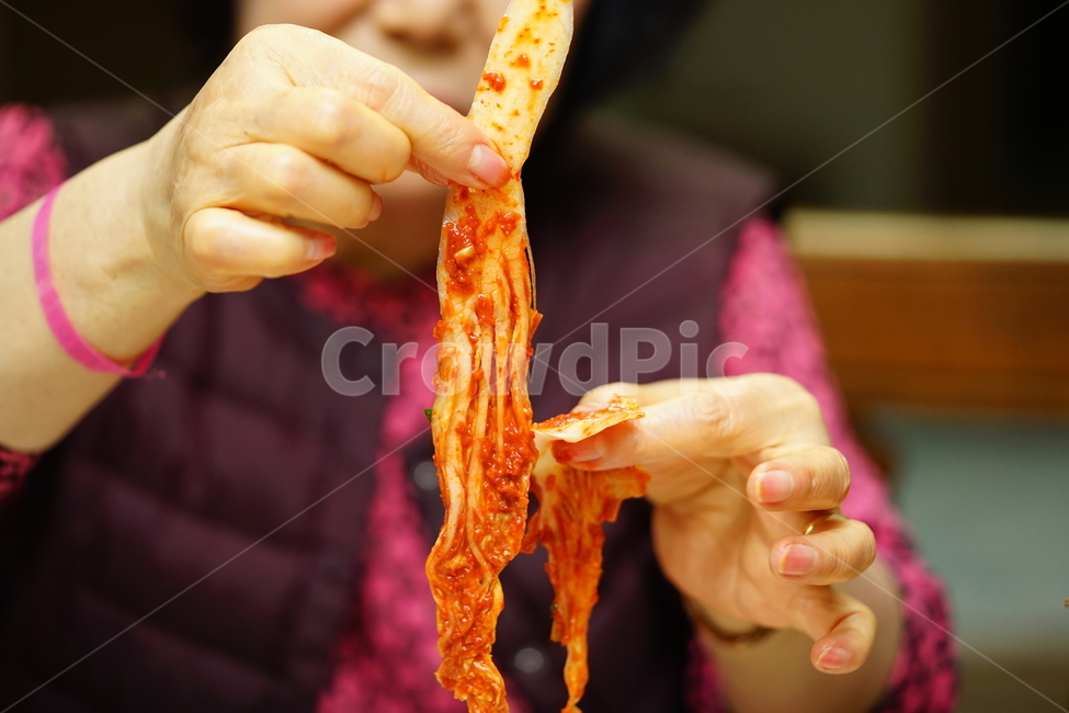 김치,한국,한국사람,한국음식,코리아,배추,채소,반찬,우리음식,음식,푸드,한식,집밥,먹거리,먹방,일상,스냅,우리것,매콤,입맛,음식,식재료,요리,food,cook,meal,dishes,food reserves,채소,야채,vegetables,한식,한국음식,한국요리,korean food,korean dishes,korean meal,korean cook