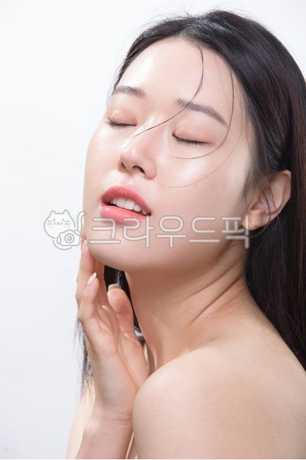 뷰티,화장품광고,화장품,스킨케어,피부,깨끗한피부,elegance,pretty,cosmetology,remover,women,model,attractive,natural,skincare,china,taiwan,wellness,chinese,taiwanese,therapy,korean,japanese,care,healthy,background,face,portrait,girl,clean,spa,female,white,beautiful,skin,isolated,happy,young,beauty,woman,facial,treatment,cosmetic,smile,makeup,fresh,lady,person,closeup,people,health,asian,asia,여자모델,여자얼굴,여성,여자,사람,인물,인간,human,person,여성,여자,woman,female,lady,뷰티,미용,beauty treatment