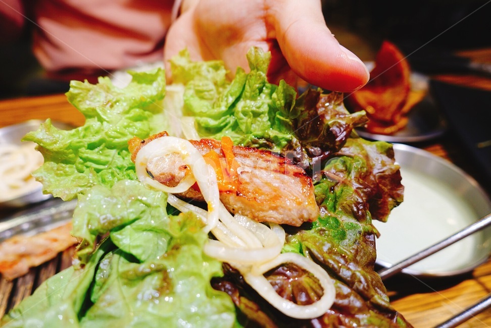 돼지고기,삼겹살,외식,불판구이,음식,음식,식재료,요리,food,cook,meal,dishes,food reserves,육류,고기,meat