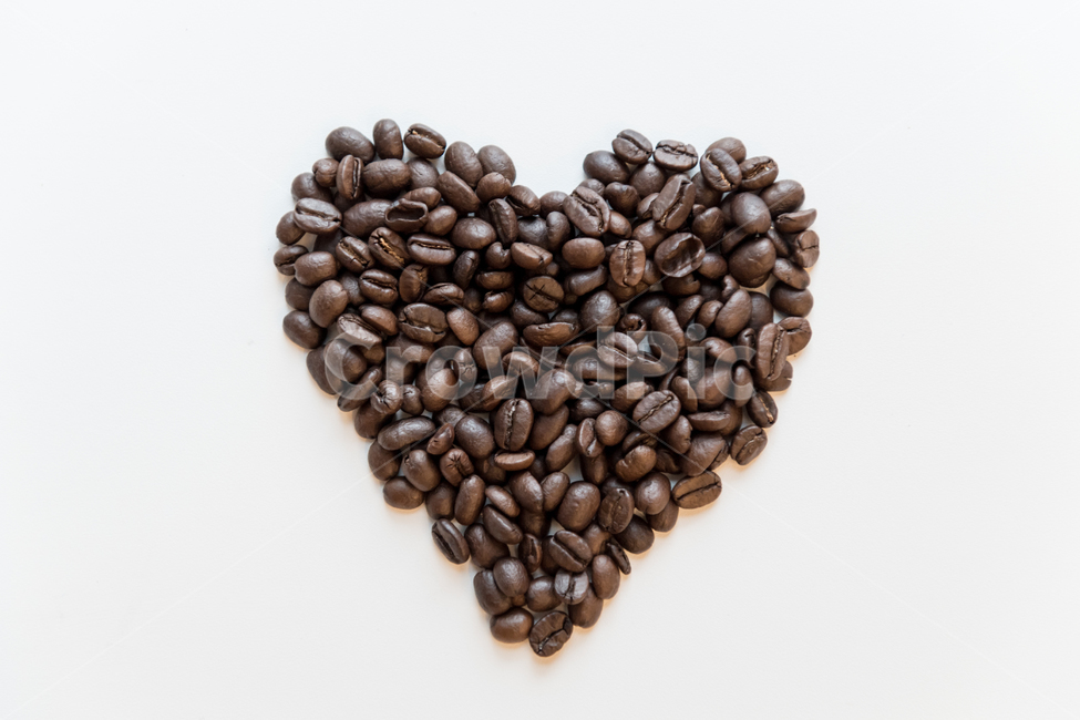 원두,하트,커피,사랑,카페,coffee,bean,love,heart,cafe,감정표현,기분,feeling,emotion,커피,카페,coffee,cafe,연출,컨셉,콘셉,direction,concept,누끼,remove background