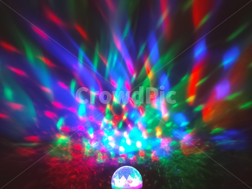 화려함,조명,불빛,light,파티,빨강,파랑,초록,빛남,party