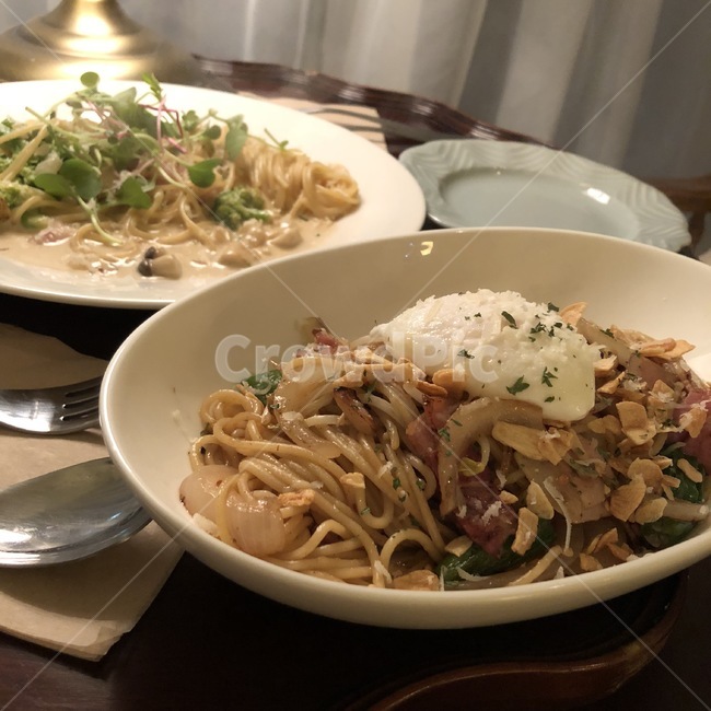 스파게티,까르보나라,카페,맛집,음식,감성사진,분위기,플레이팅,디저트