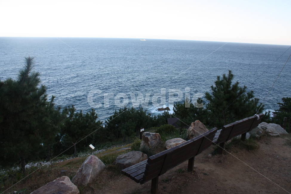 여행,동해,영덕,바다,파도,자연,배경,여름,의자,바닷가,자연,풍경,nature,landscape,한국자연풍경,한국자연경관,korea nature landscape,furniture,가구,bench,벤치
