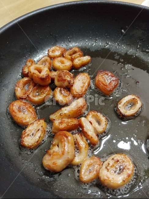 곱창,야식,기름,후라이팬,혼술