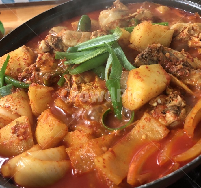 닭볶음탕,닭도리탕,한식,한국음식,요리,찌개,닭요리,음식,chicken,감자,찜,음식사진,음식,식재료,요리,food,cook,meal,dishes,food reserves,한식,한국음식,한국요리,korean food,korean dishes,korean meal,korean cook