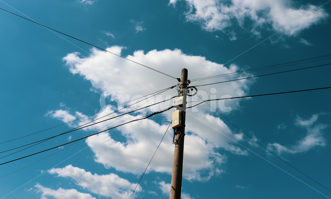 outdoors,옥외,nature,자연,하늘,azuresky,푸른하늘,utilitypole,전신주,sky