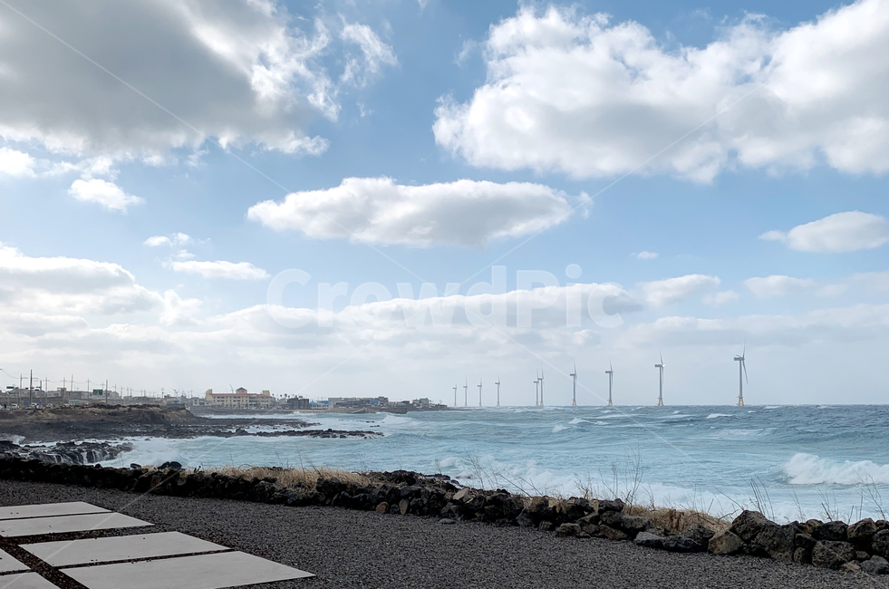 제주도,바닷가풍경,아침바다,자연,푸른바다,제주바다,바다,jeju,jejuisland,beach,sea,cloud,구름,바닷가하늘,청량한,바닷가,해변
