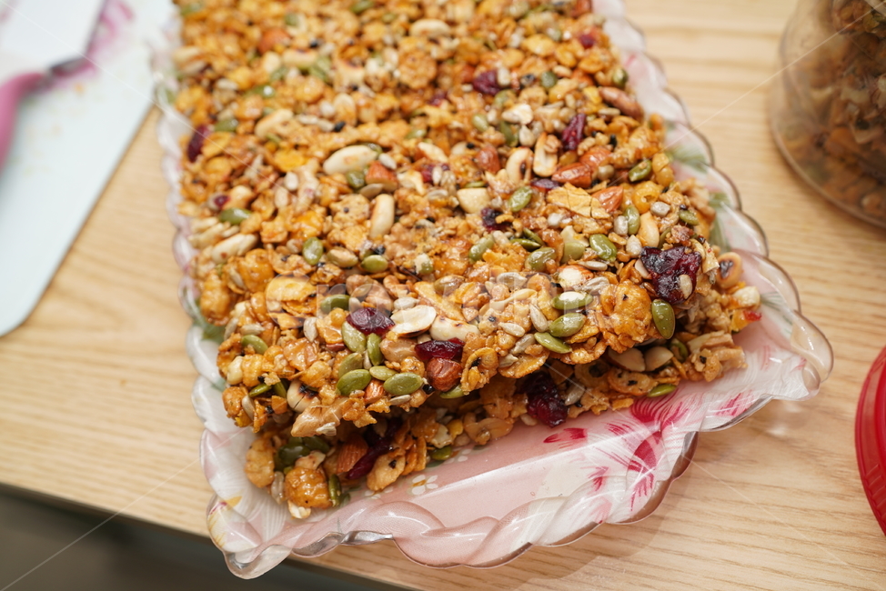 견과류,시리얼바,간식,먹거리,곡물,아몬드,땅콩,음식,food,건강식,건강바,영양바,음식,식재료,요리,food,cook,meal,dishes,food reserves