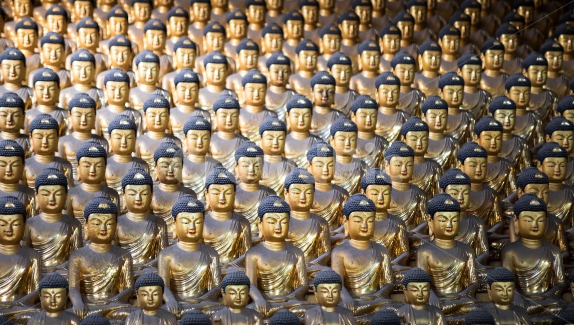 불교,부처,부처님,불상,절,황금,황금색,황금빛,정렬,배치,정리,오와열,기도,백일기도,인도,석가모니,buddihism,스님,승려,종교,신,열반,보살,조각상,동상,석상,조형물,statue,bronze statue,stone statue,종교,신앙,religion,belief,faith