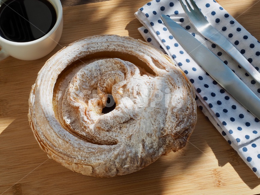 페스츄리,빵,케익,페스츄리케익,커피,음식,배경,후식,간식,제과,제빵,pastry,bread,cake,pastrycake,coffee,food,background,dessert,snack,confectionery,baking,빵,bread,디저트,간식,후식,dessert,snack,커피,카페,coffee,cafe