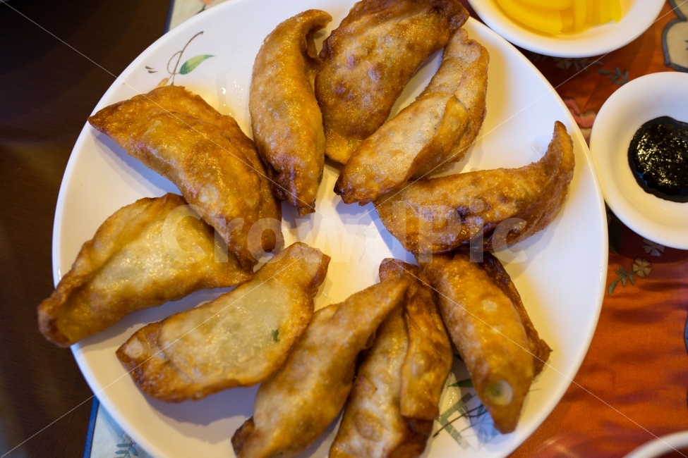 군만두,손만두,중국음식,점심식사,서비스,음식,식재료,요리,food,cook,meal,dishes,food reserves,중식,중국음식,중화요리,chinese food,chinese dishes,chinese meal,chinese cook