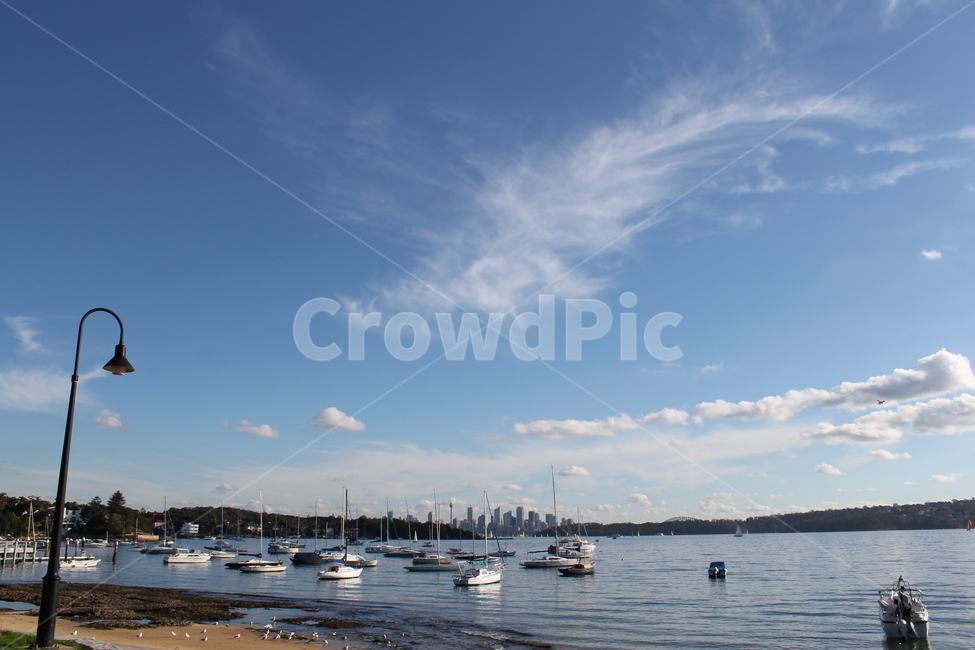 vessel,watercraft,선박,water,물,waterfront,워터프론트,보트,boat,boats,sky,bluesky,하늘,파란하늘,푸른하늘,바다,바닷가,sea